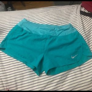 Women’s nike dri-fit shorts size small